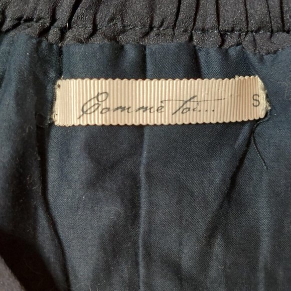 Comme Toi Dark Navy Lace Skirt - Size S - Picture 5 of 8